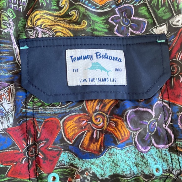 Tommy Bahama Swim Trunks, XXL - Picture 5 of 8